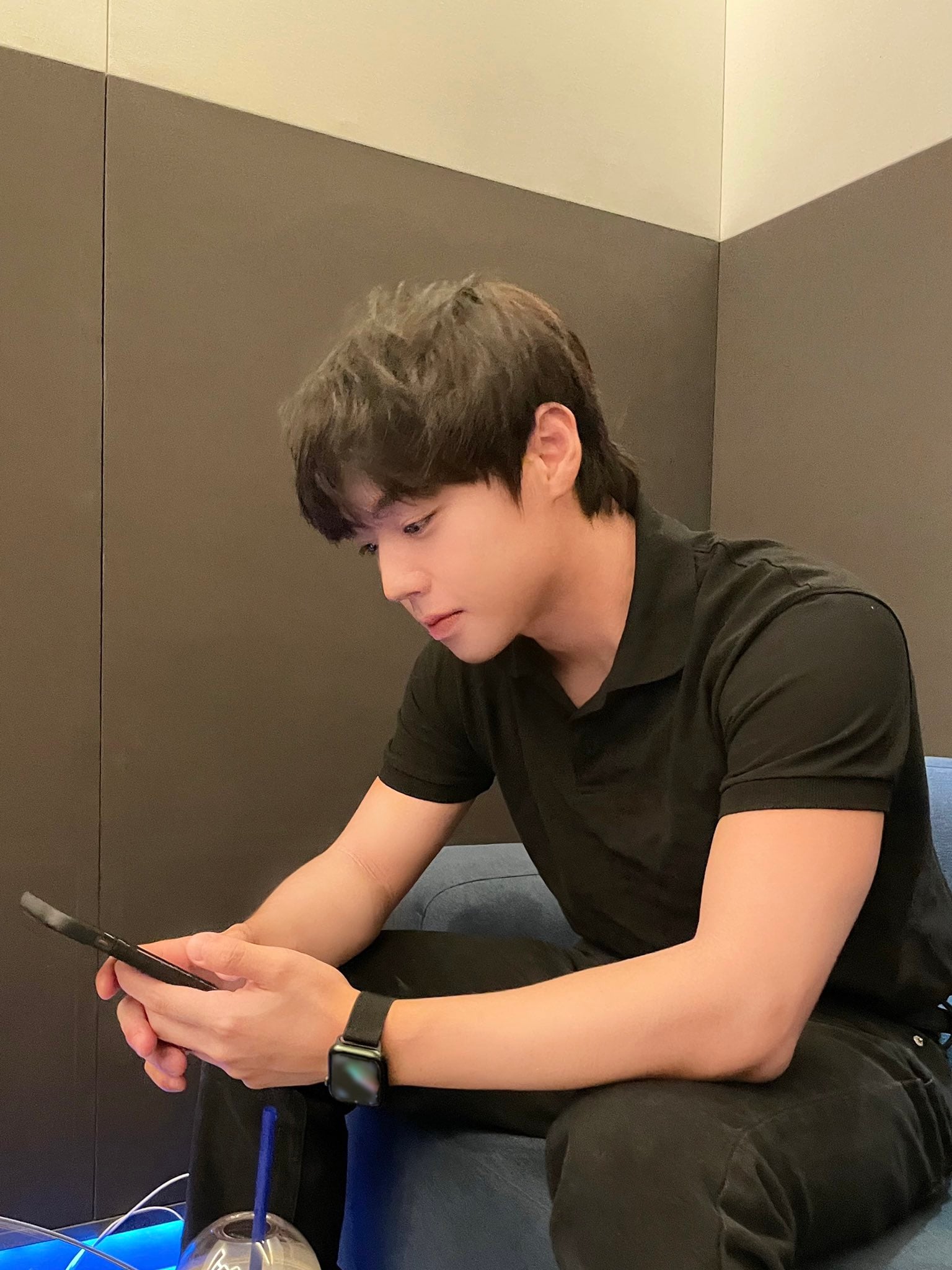 [잡담] 박지훈 생각보다 뼈대가 굵다 | 인스티즈