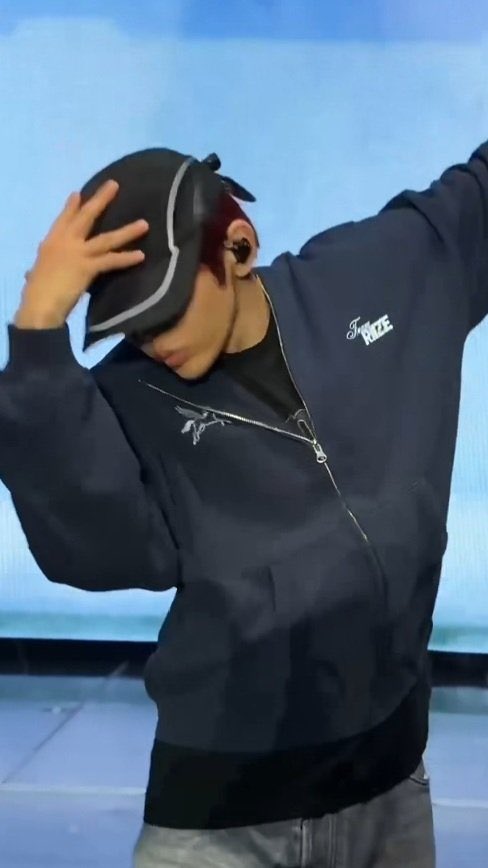 [잡담] 그 브리즈도 같이 입으면 안될까 | 인스티즈