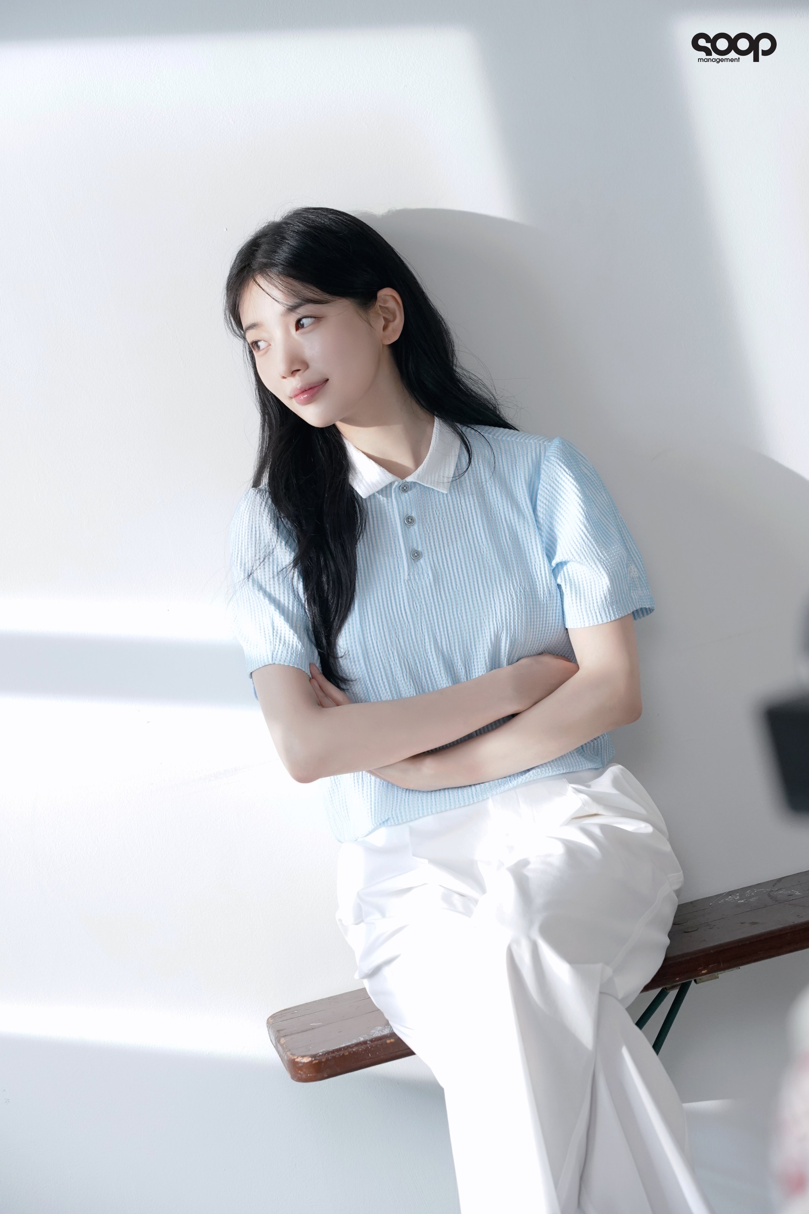 [잡담] 수지 소속사 인스타 K2 비하인드 사진 업뎃 | 인스티즈