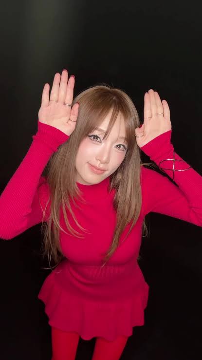 [잡담] 예나 캐치캐치 이 의상 아이유 오마주인가? | 인스티즈