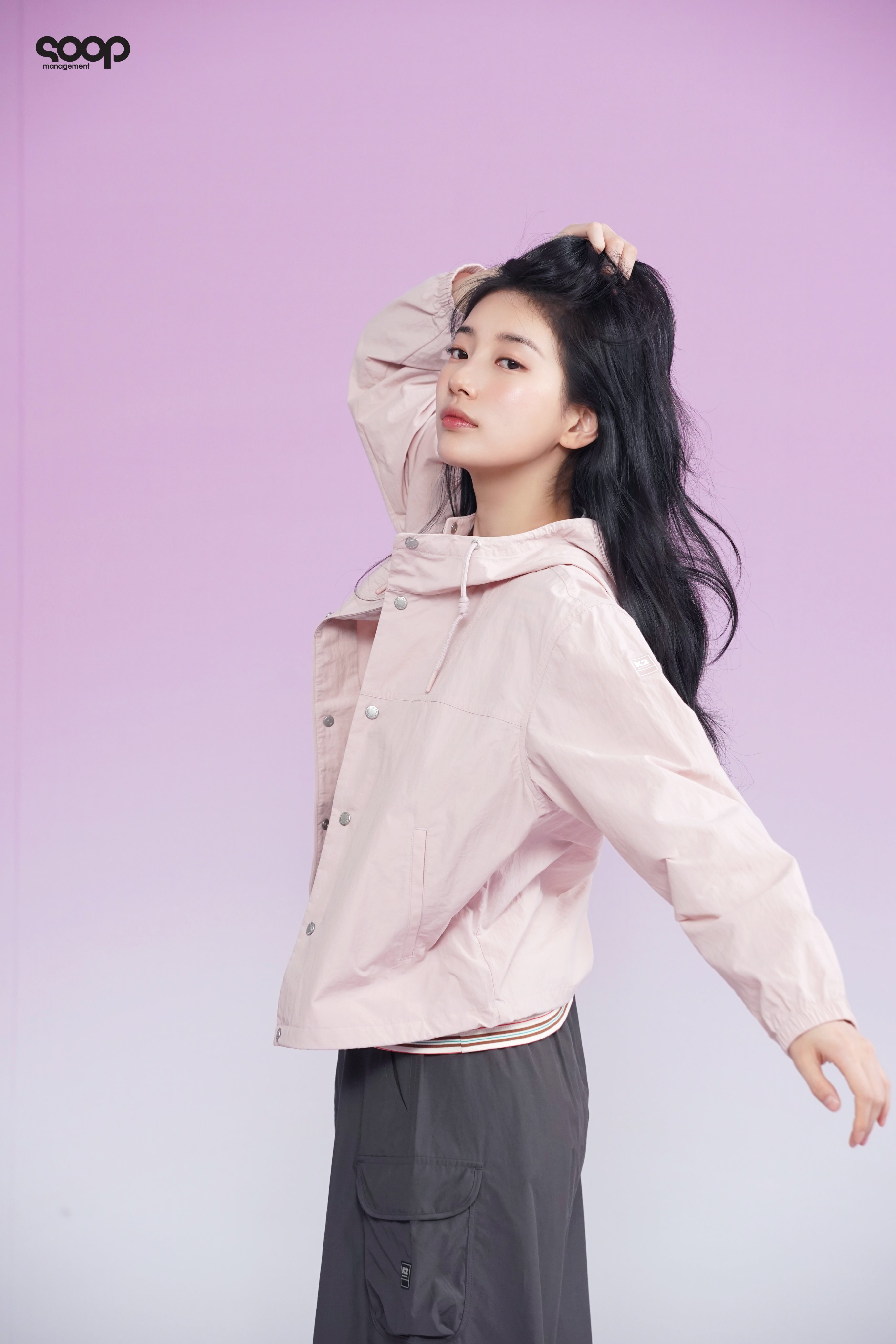 [잡담] 수지 소속사 인스타 K2 비하인드 사진 업뎃 | 인스티즈