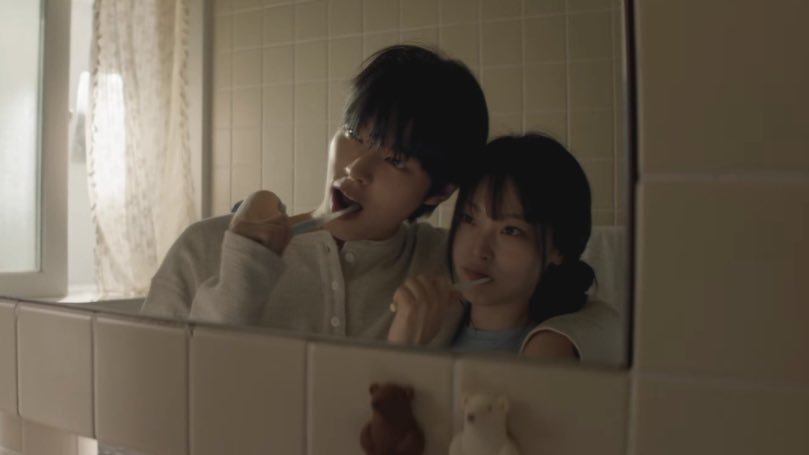 [잡담] 둘이 7살 차이라는게 안믿긴다 ㅈㅉ... | 인스티즈