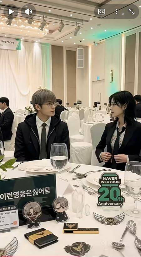 실제 인물이 된 웹툰 속 캐릭터들 .jpg | 인스티즈