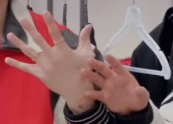 [잡담] 이거 손 은석 옆에 누구야?? | 인스티즈