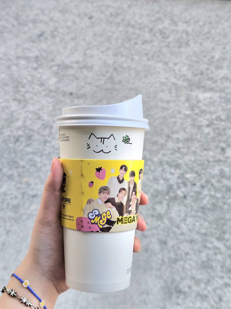 [잡담] 메가커피에서 오늘의 행운냥 주문랬는데!!! | 인스티즈