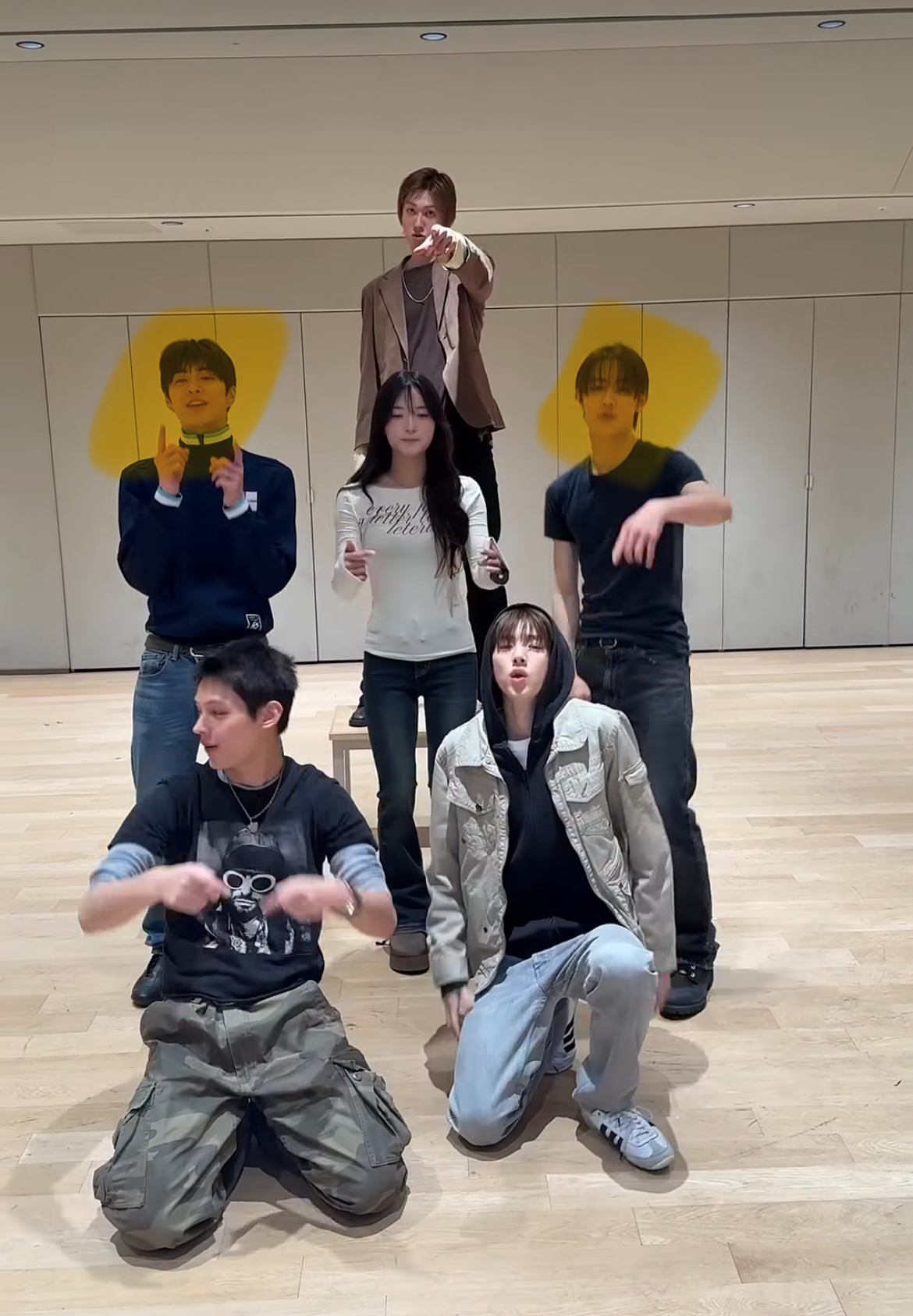 [잡담] 애들아 코르티스 이 둘 뉴군지 알려줘 | 인스티즈