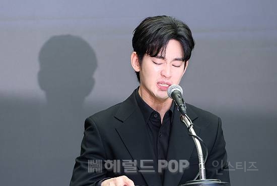 [뮤즈이슈] 김수현, 광고주와 28억 손배소 공방..故 김새론 미성년 교제 재차 부인 | 인스티즈