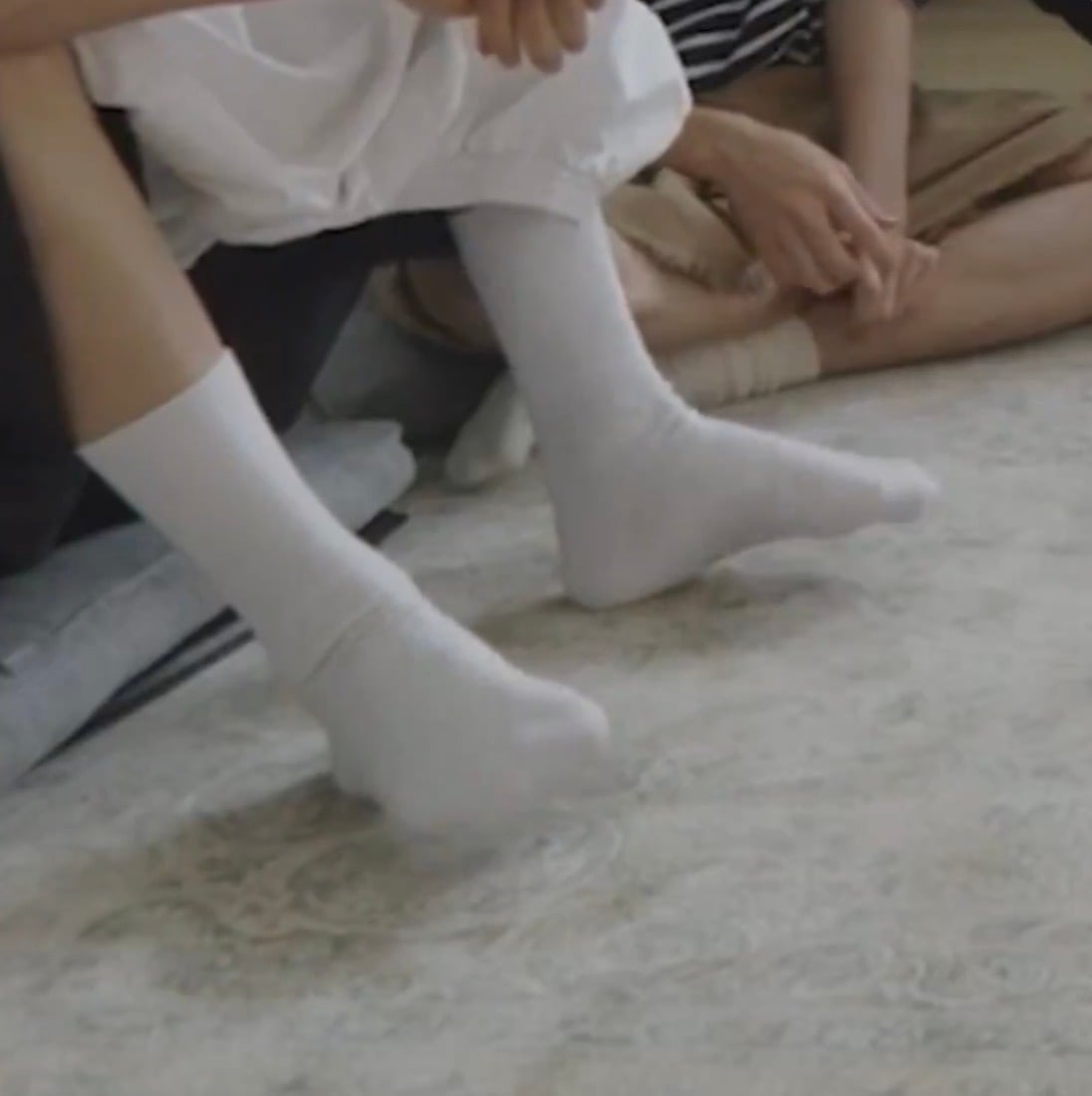 [잡담] 은석이 키 180인데 키랑 눈 말고는 다 작은 거 ㄴㅁㄱㅇㅇ | 인스티즈