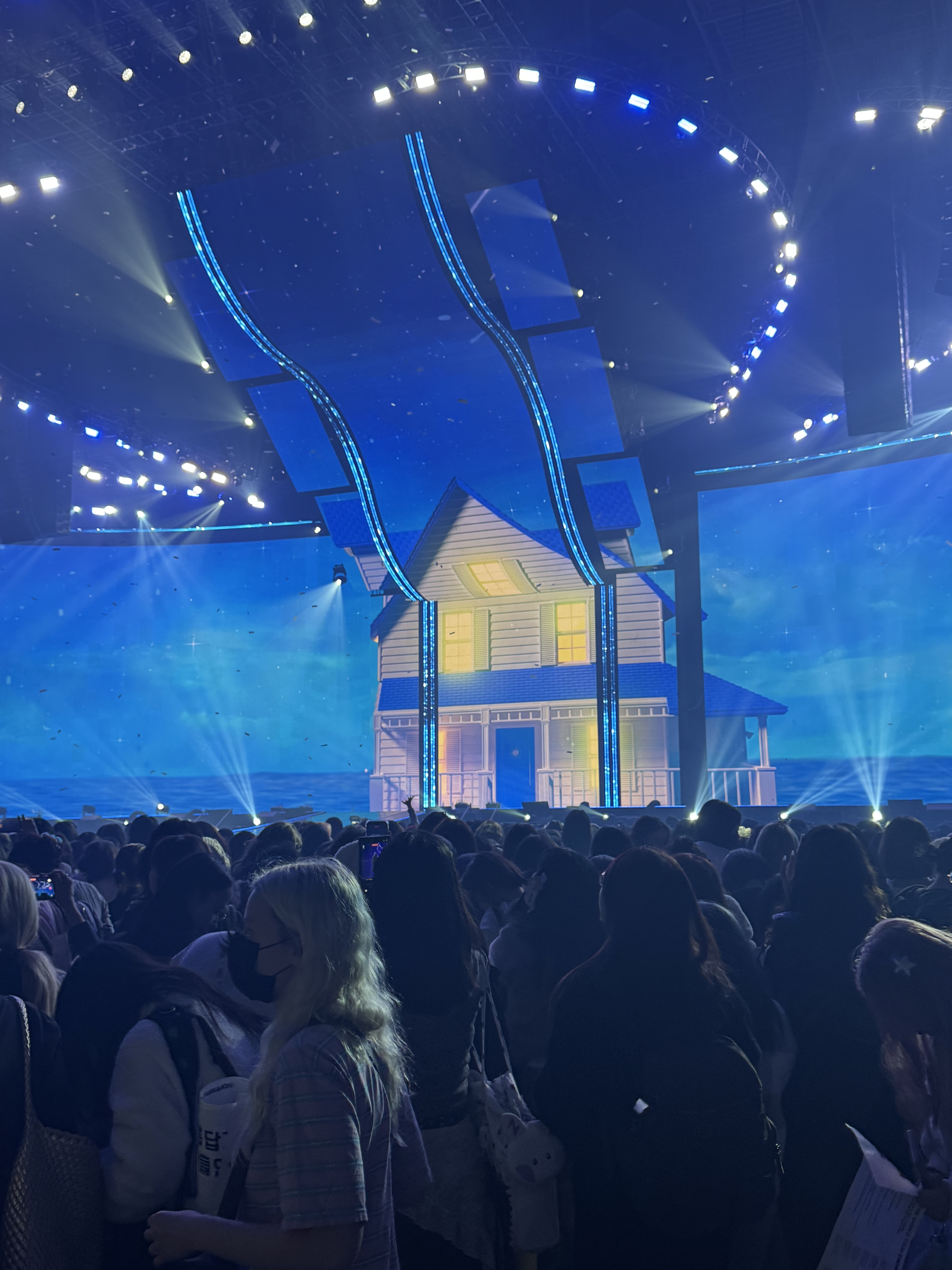 [잡담] 제베원 마지막에 집으로 퇴장함 | 인스티즈