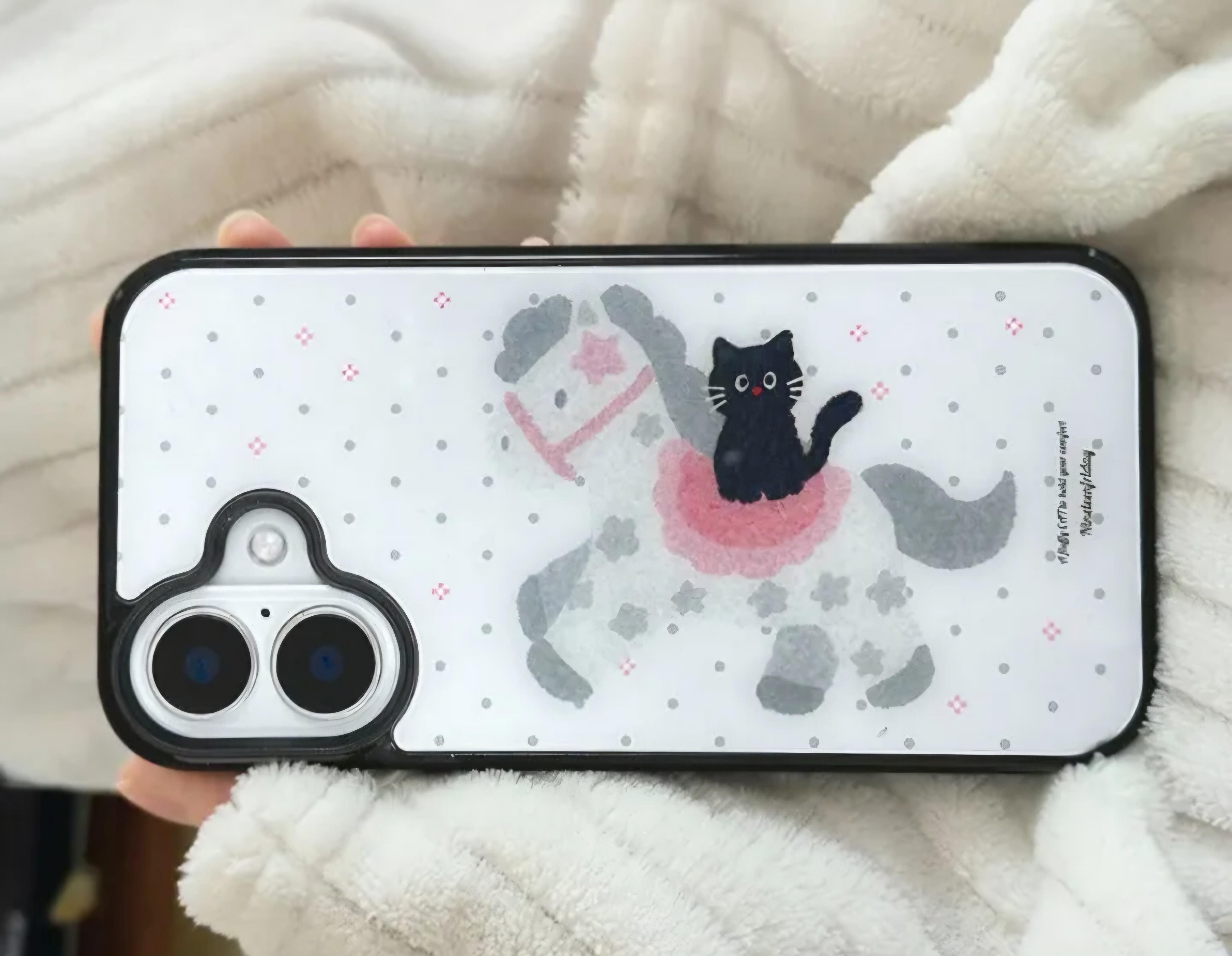 [잡담] 봄맞이 폰케이스 사려고 하능데 뭐가 더 귀여워?! | 인스티즈