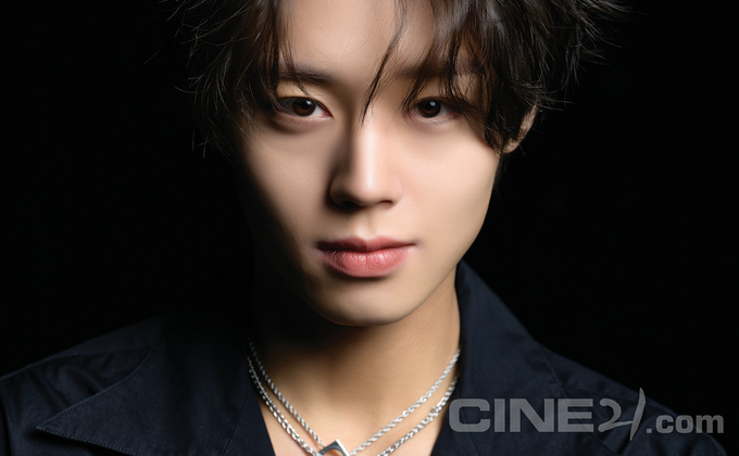[잡담] 씨네21 박지훈은 진짜 의무적으로 화보 계속 찍어야됨 | 인스티즈