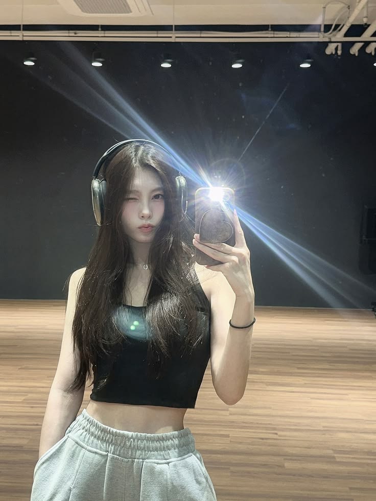 [정보/소식] 올해 데뷔 예정인 더라이브레이블 (성한/빈 소속사) 신인 걸그룹 첫 번째 공개 멤버 | 인스티즈