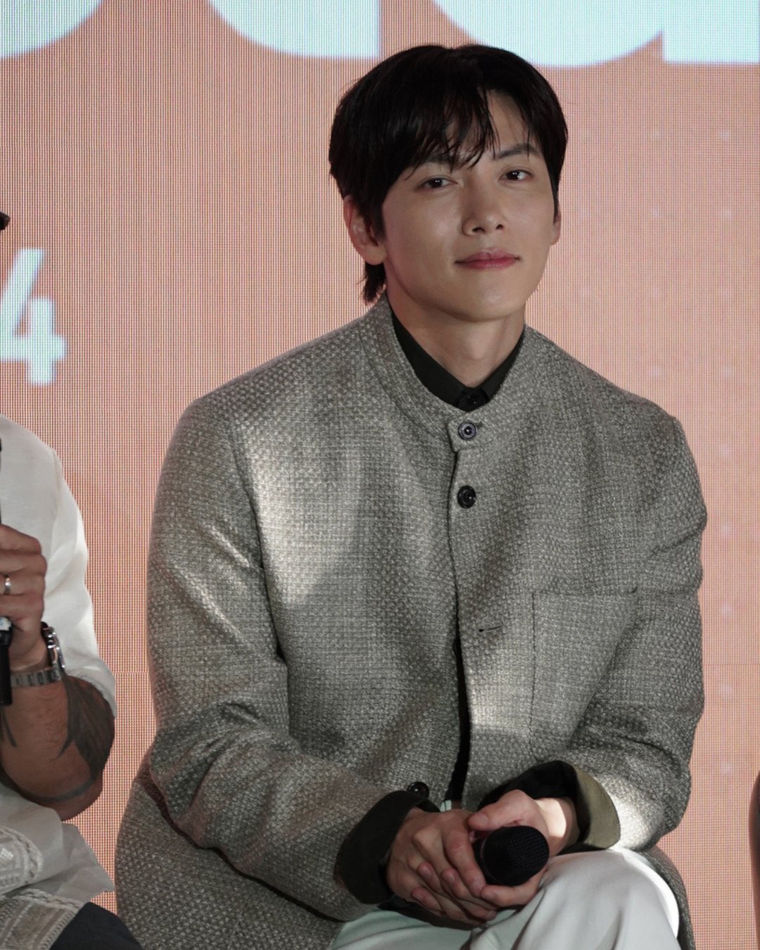 [잡담] 지창욱 오늘 사진보니까 | 인스티즈