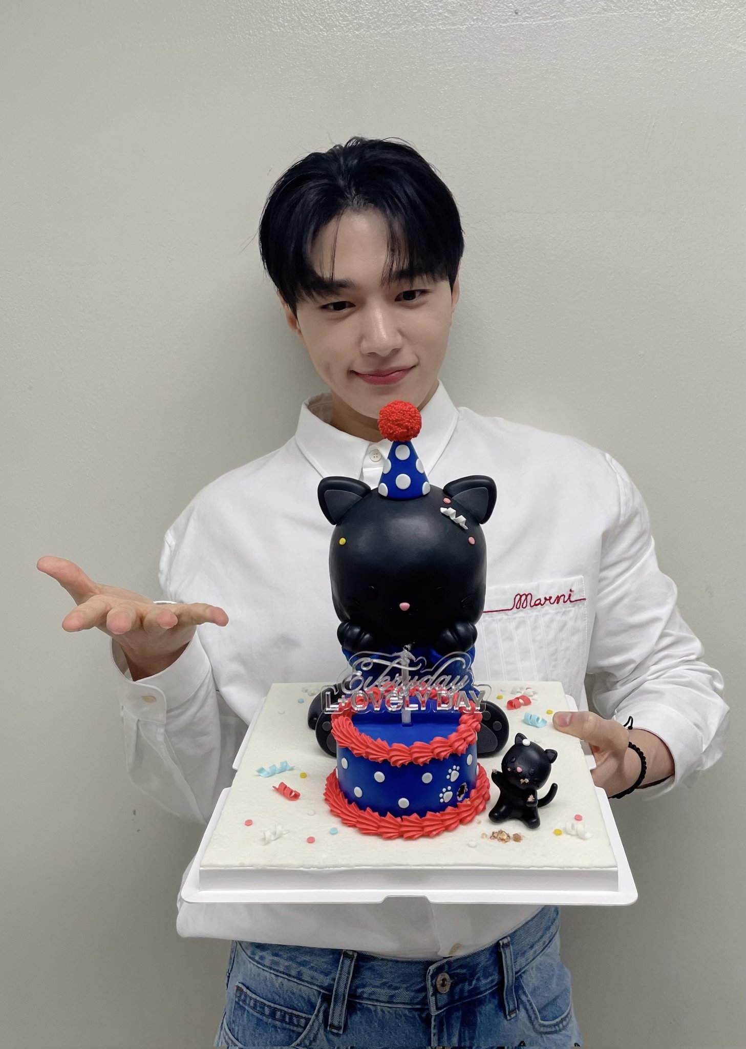 [잡담] 인피니트 엘 어제 초췌해보일까봐 걱정했다는 얼굴 상태 | 인스티즈