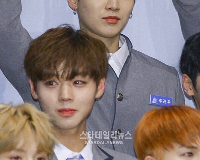 [잡담] 박지훈 이때 사실상 일반인이었을거 아냐 | 인스티즈