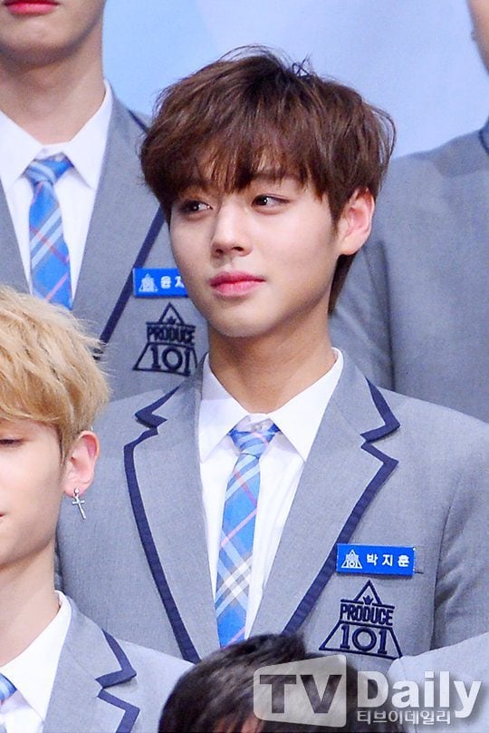 [잡담] 박지훈 이때 사실상 일반인이었을거 아냐 | 인스티즈