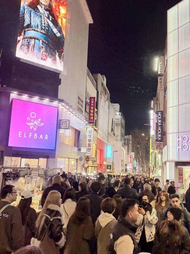 [잡담] 와... 밤 11시의 명동 진짜 미쳤다ㅋㅋ | 인스티즈