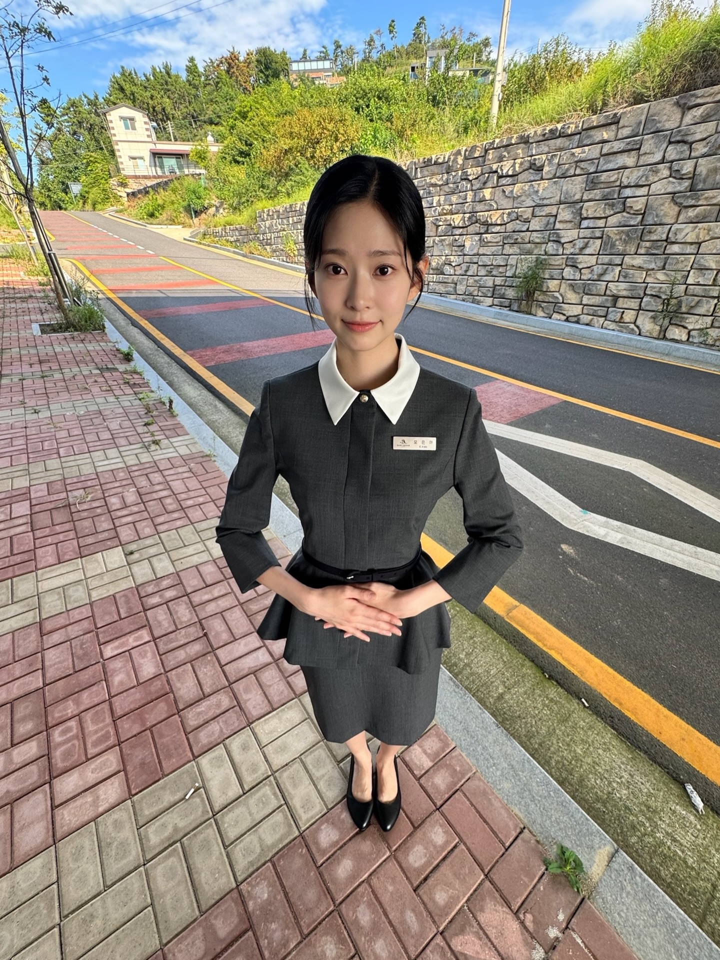 [잡담] 샤이닝) 김민주 인스타 왔담 (호텔리어 모은아) | 인스티즈