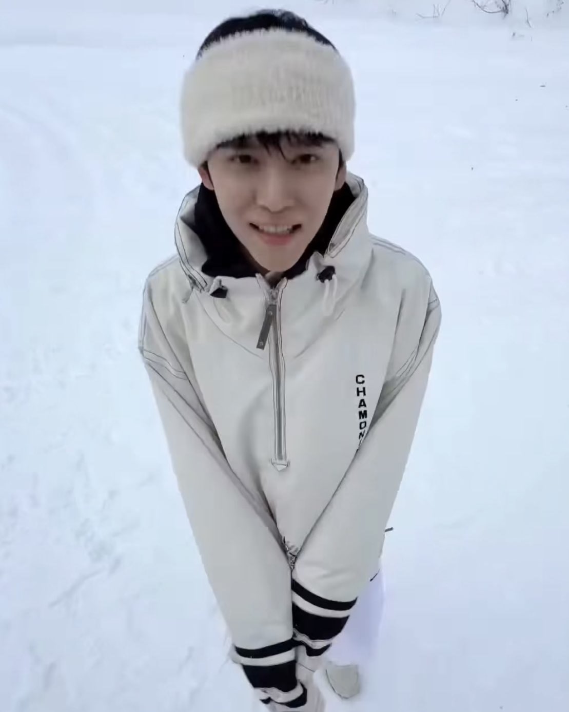 [잡담] 은석이는 진짜 애기야 우쭈쭈 코냥이 | 인스티즈