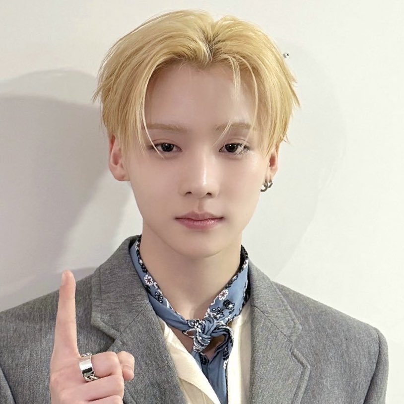 [잡담] 이상원 폭풍오열하고 눈 엄청 부었어...어뜩햌ㅋㅋ큐ㅠ | 인스티즈