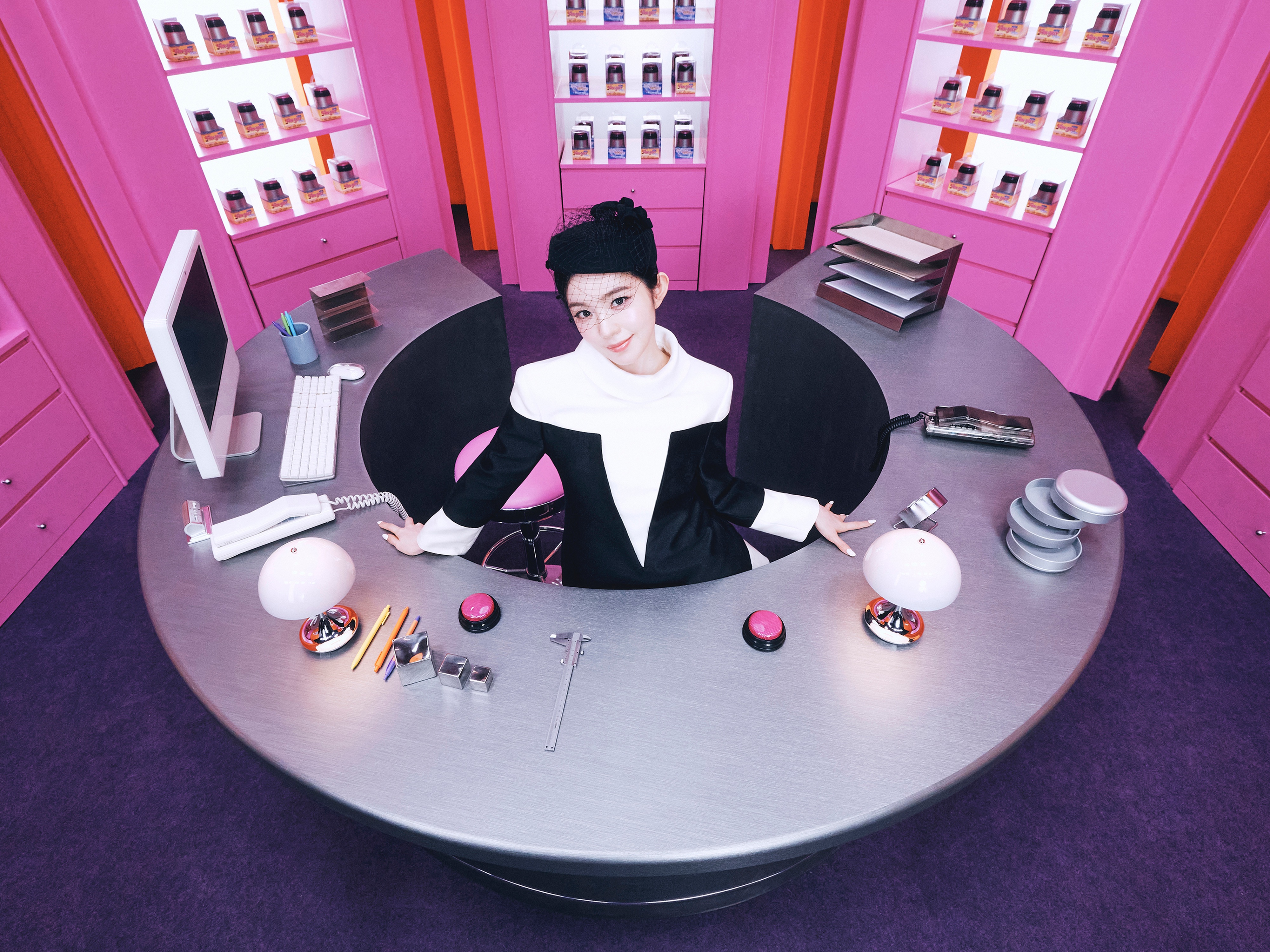 [정보/소식] IRENE The 1st Album 【Biggest Fan】 Mood Clip #1, Teaser Images #1 | 인스티즈