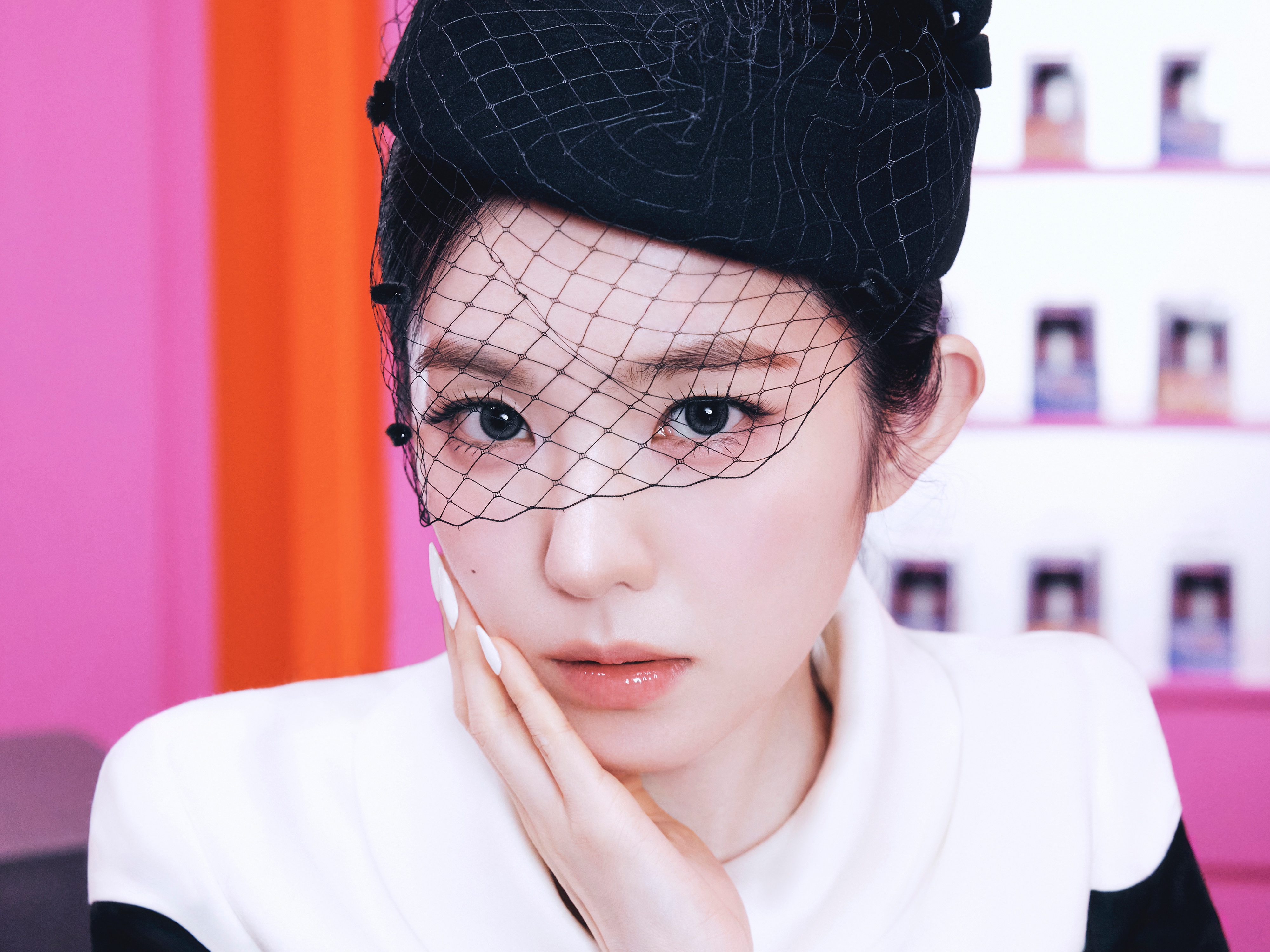 [정보/소식] IRENE The 1st Album 【Biggest Fan】 Mood Clip #1, Teaser Images #1 | 인스티즈