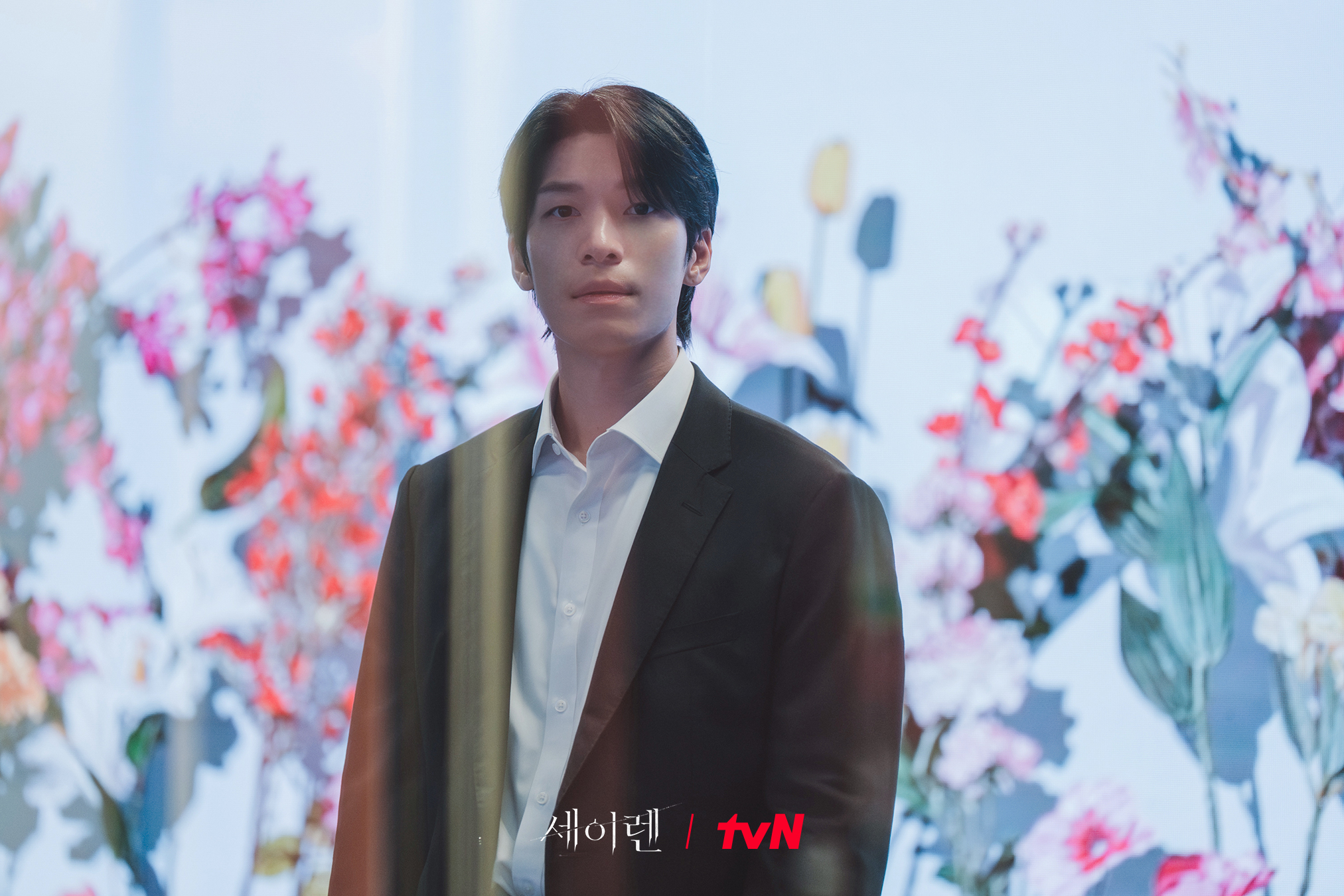 [잡담] 세이렌) 위하준이 아닌 차우석은 상상이 안 돼🙊섬세한 감정 표현으로 심리전 텐션 UP!진실을 향한 보험조사관 우석의 활약은 진행 중😎 | 인스티즈