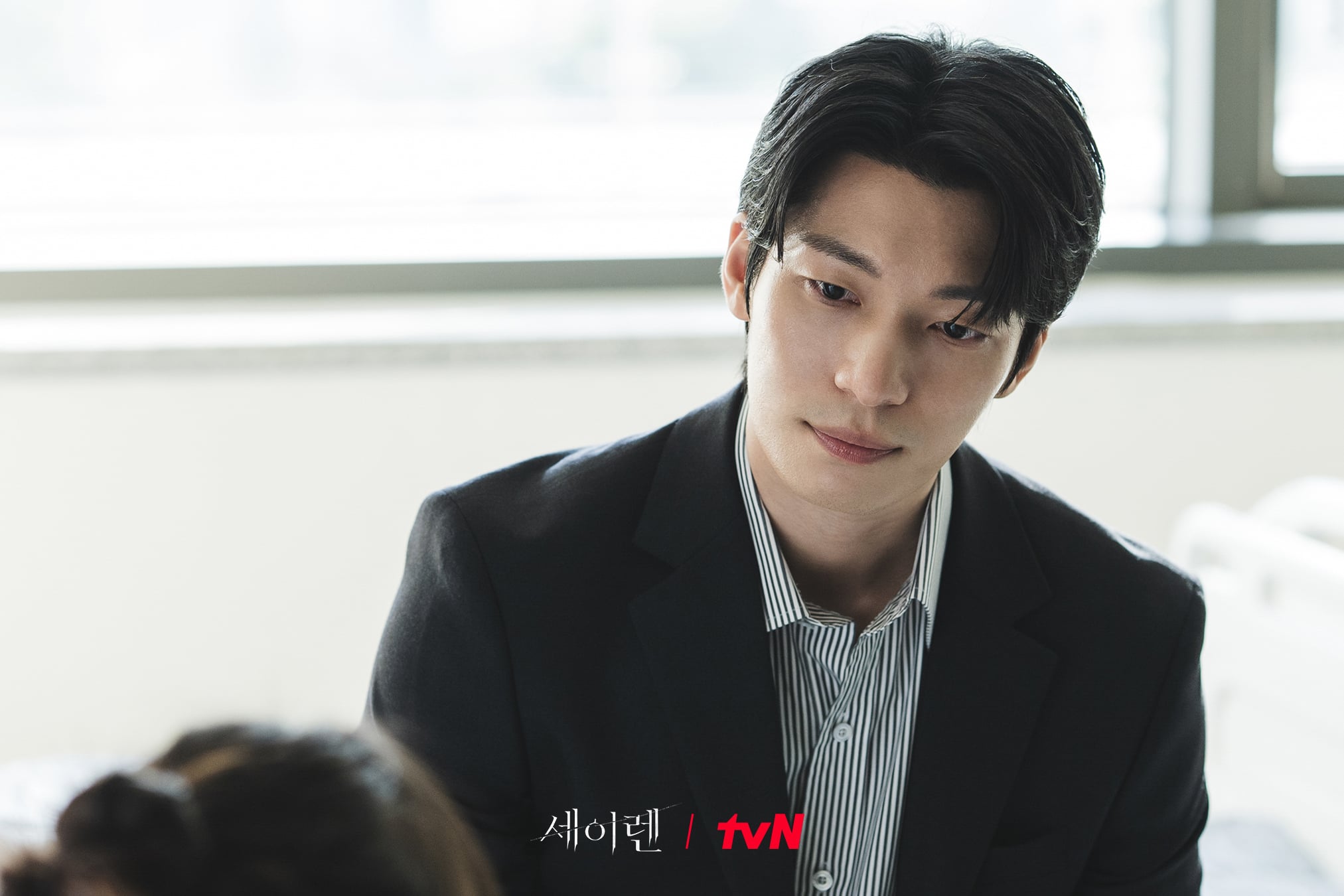 [잡담] 세이렌) 위하준이 아닌 차우석은 상상이 안 돼🙊섬세한 감정 표현으로 심리전 텐션 UP!진실을 향한 보험조사관 우석의 활약은 진행 중😎 | 인스티즈