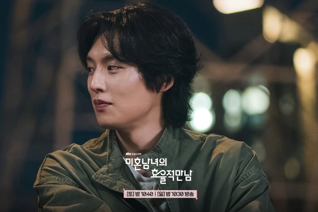 [잡담] 미혼남녀) 핫뜨거🔥 불타오르는 두 남자의 경쟁의영은 달콤한 고민 중 (ღˇᴗˇ)｡o♡ | 인스티즈