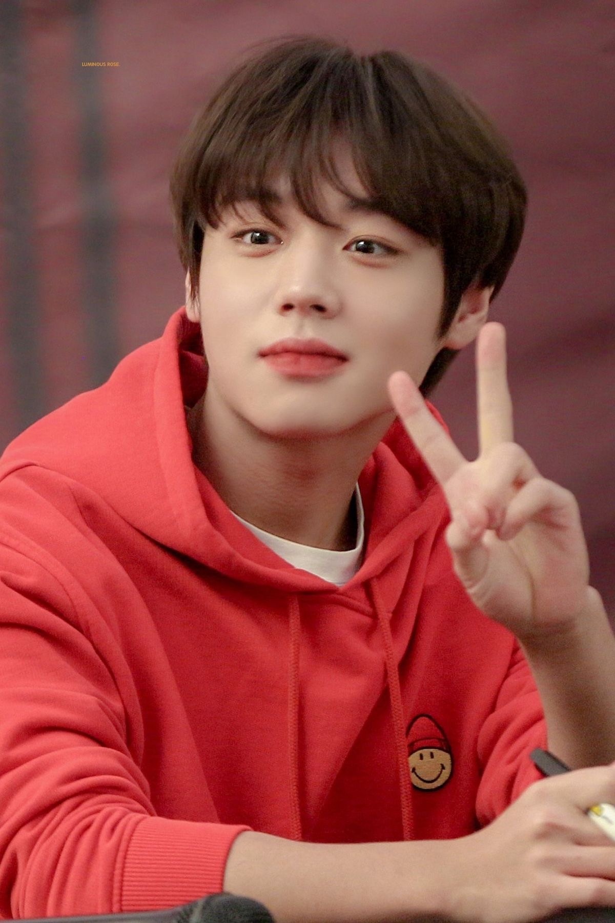 [잡담] 그냥 박지훈 개잘생겼다 | 인스티즈