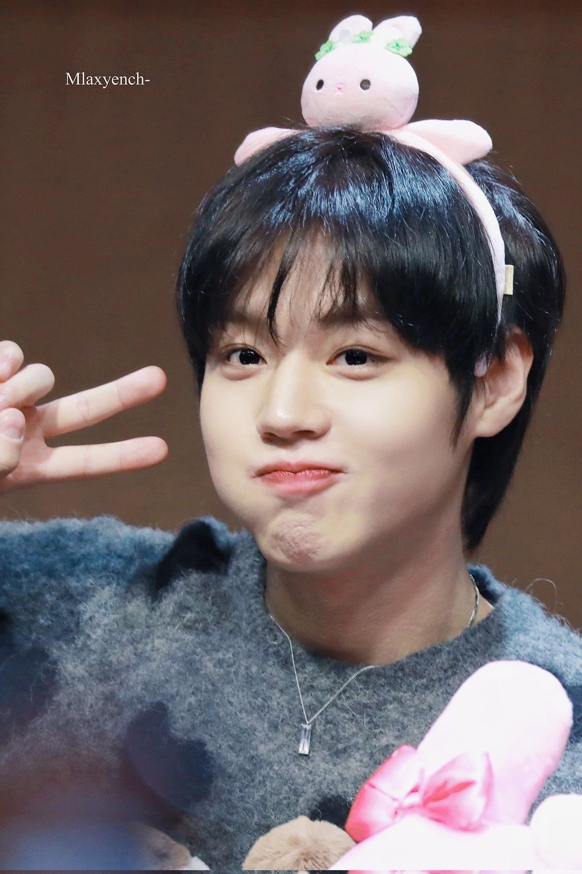 [잡담] 그냥 박지훈 개잘생겼다 | 인스티즈