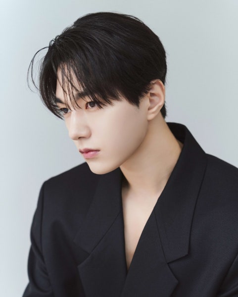 [잡담] 김명수 새로운 프로필 사진 | 인스티즈