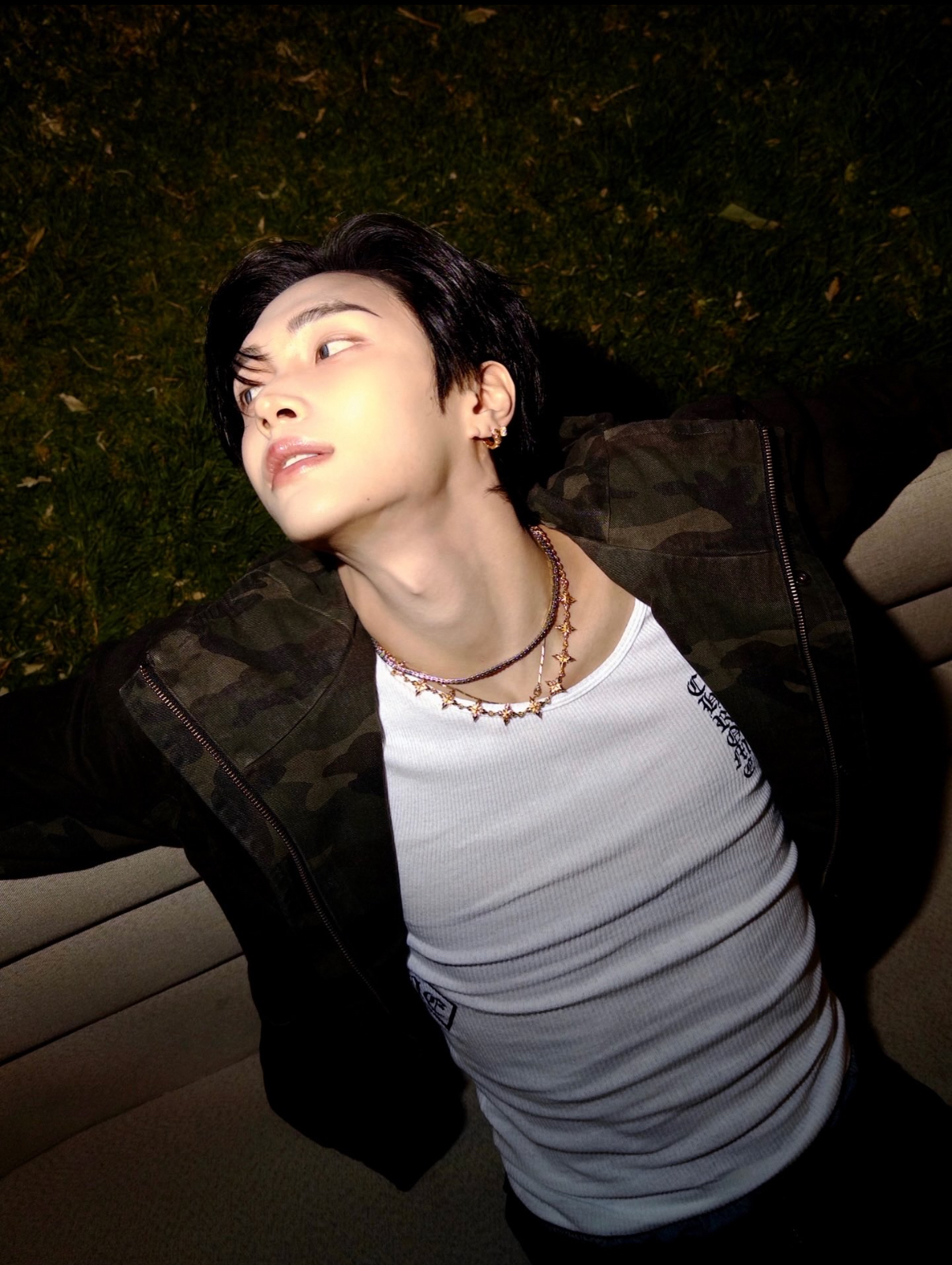 [잡담] 나시에 밀리터리 입고 무대하는 원빈 미쳤닼ㅋ 와… | 인스티즈