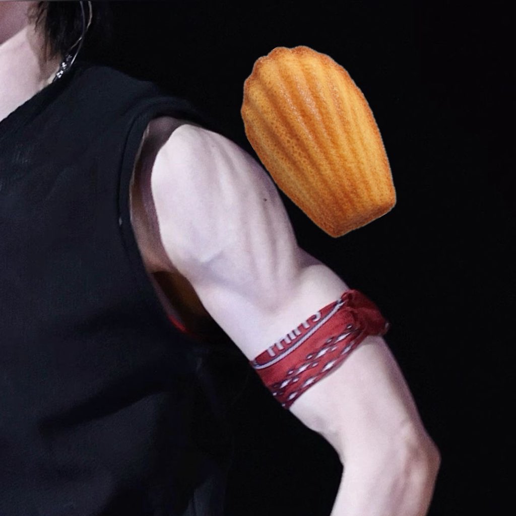 [잡담] 성찬이 근육이 신기하긴해 | 인스티즈