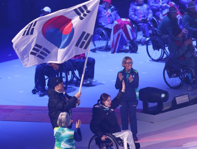 [정보/소식] '겨울 축제' 동계패럴림픽, 화려한 폐회식으로 마무리…한국 금2·은4·동1 '역대 최고 성적' [2026 밀라노] | 인스티즈