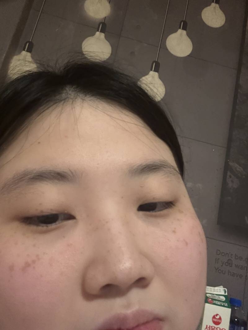 본인 몇살로 보여? | 인스티즈