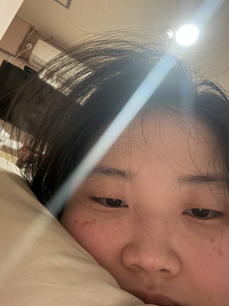 본인 몇살로 보여? | 인스티즈