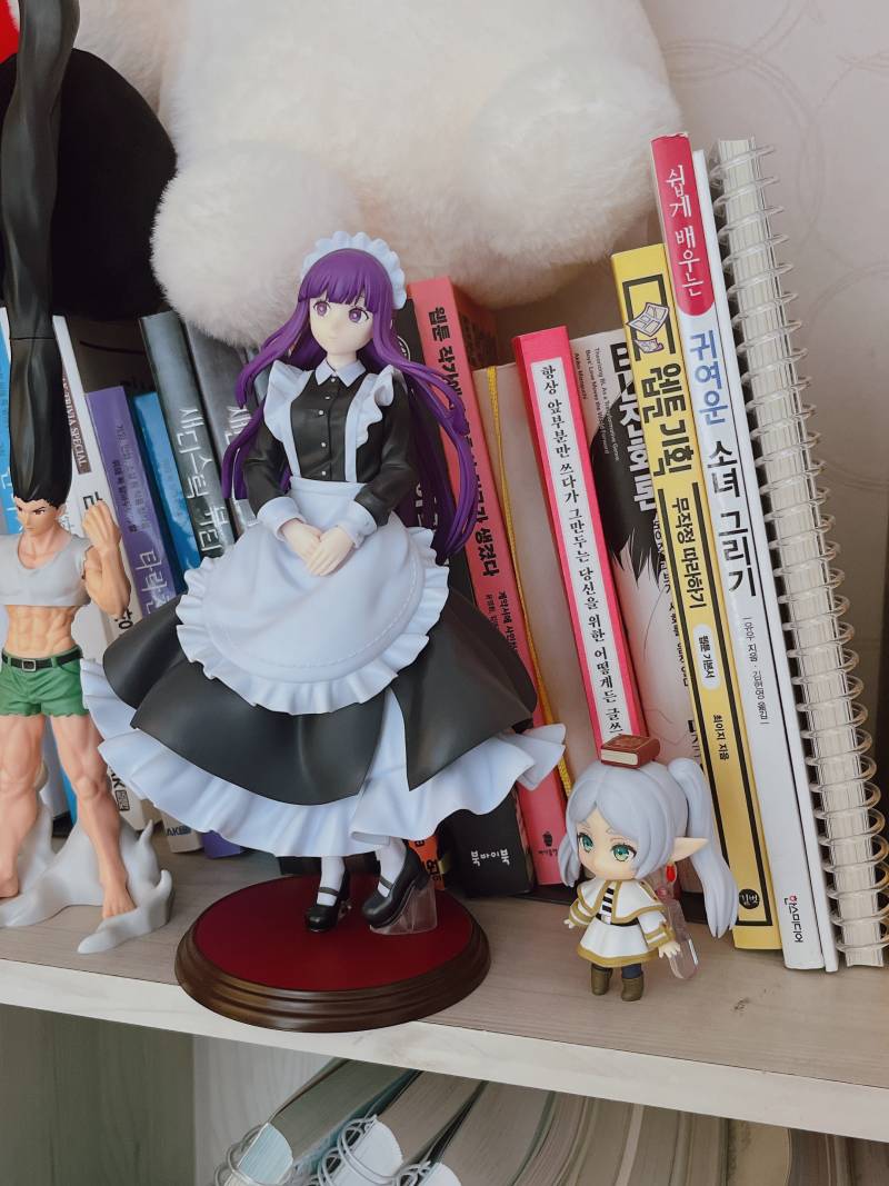 [잡담] 동생이 일본 갔다가 피규어 선물 사옴🩷 | 인스티즈