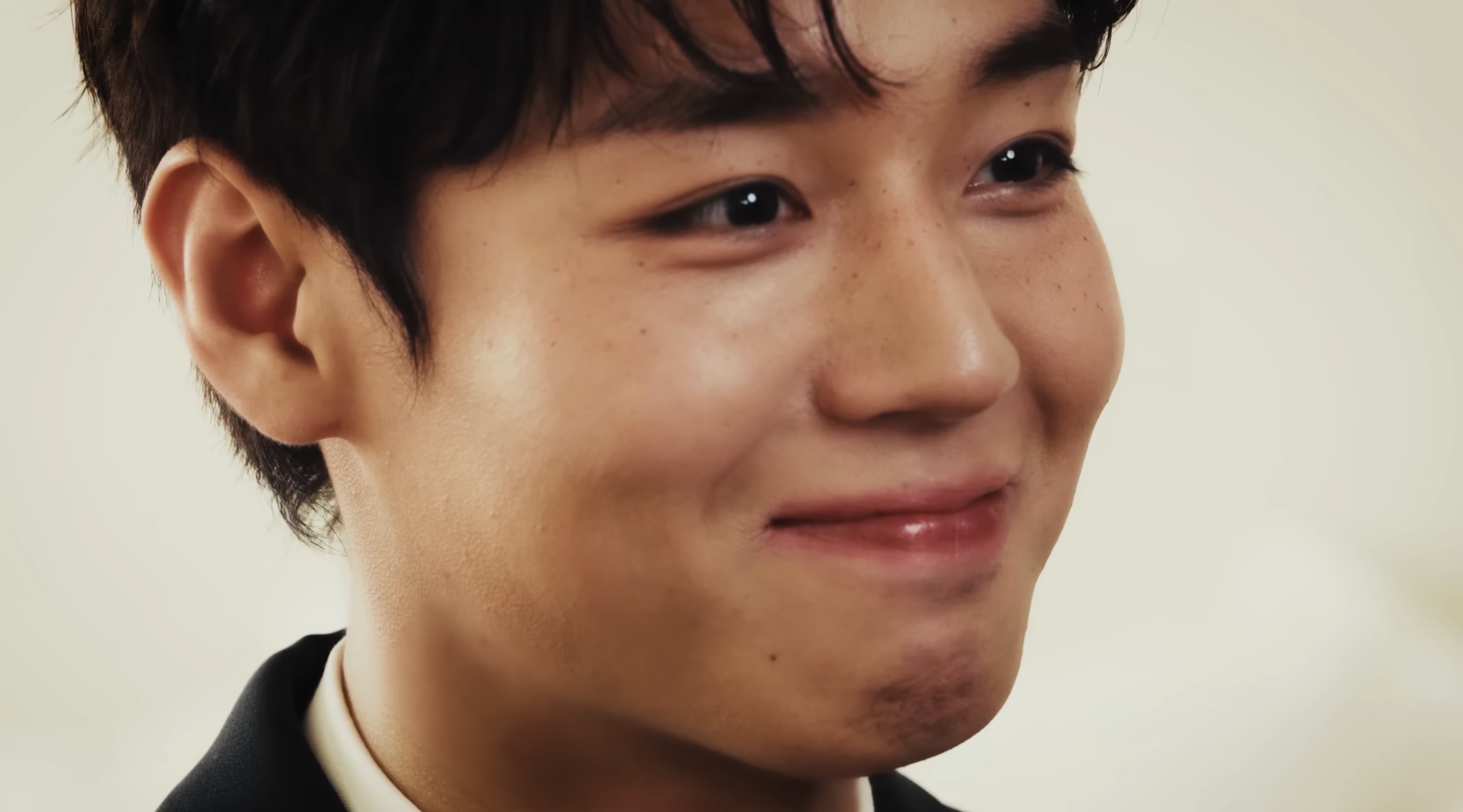 [잡담] 잘생긴건 알았는데 이때 심하게 잘생겼다 | 인스티즈