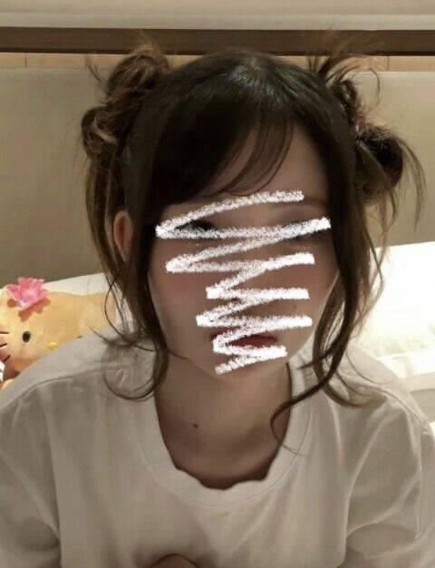 [잡담] 깻잎앞머리?가 잘 어울리는 사람도 있어??????? | 인스티즈