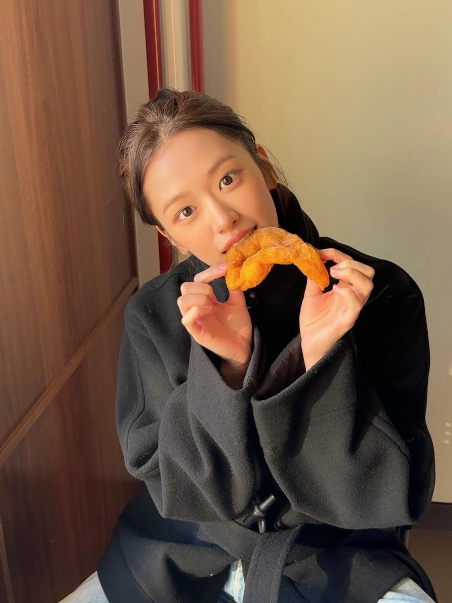 [잡담] 안유진 인스타 올린거 짱귀엽다 | 인스티즈