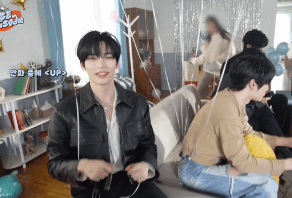 [잡담] 성한빈이 김지웅 풍선 단거 이거 | 인스티즈