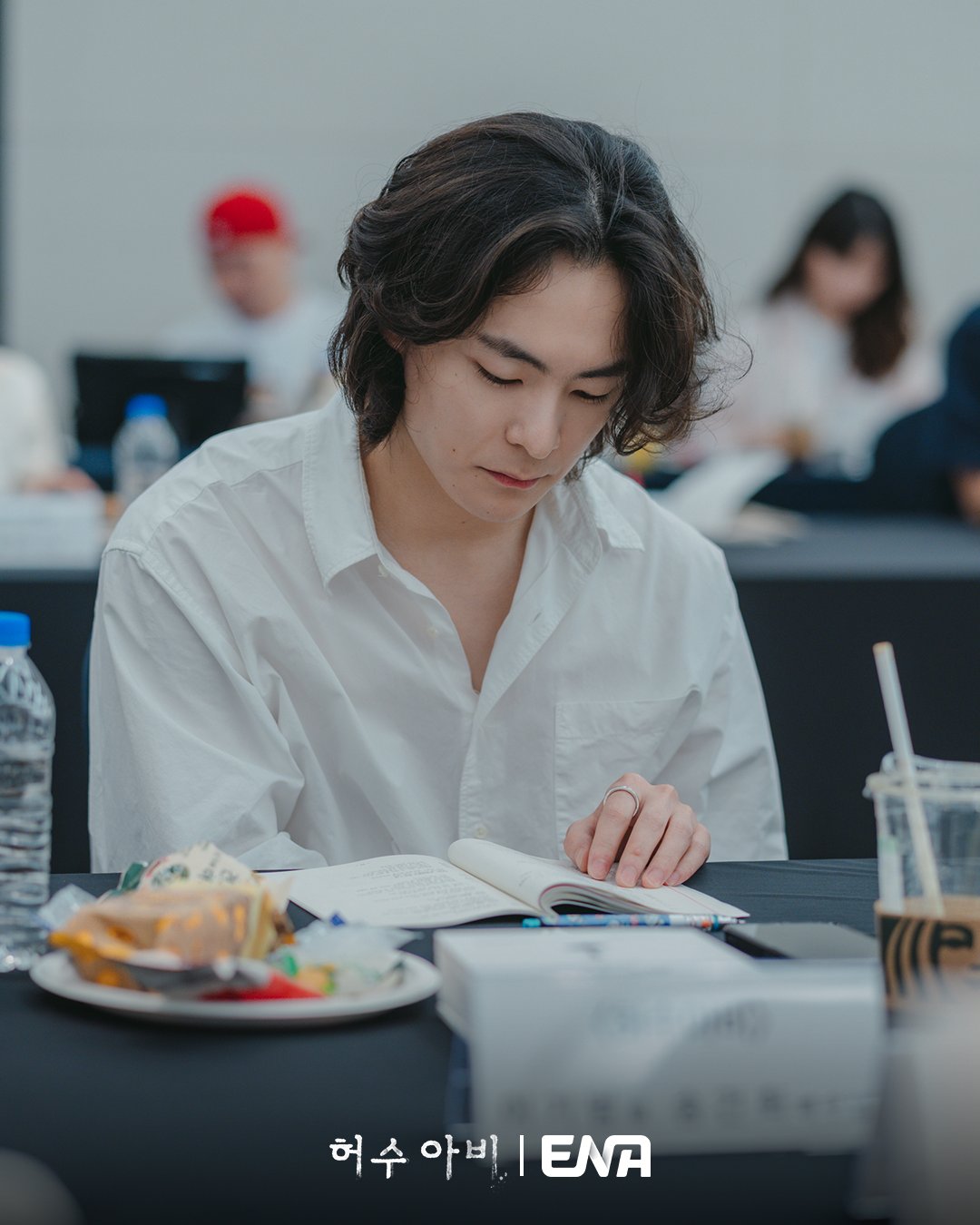 [잡담] 서지혜 송건희 조립식가족에서는 소개팅 했던 사이로 나온적 있었는데 | 인스티즈