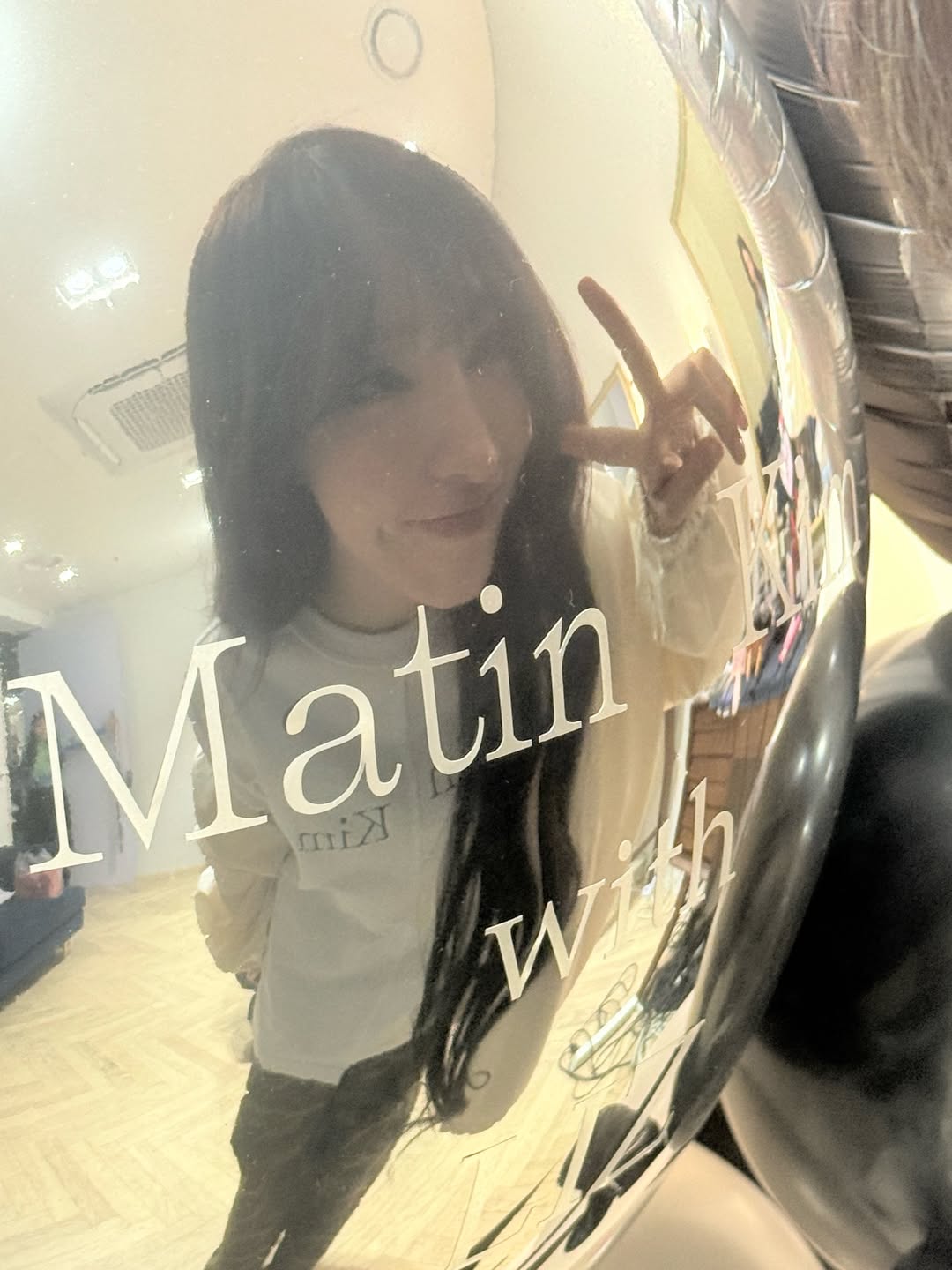 [잡담] 260317 리즈 인스타 🎶🖤 | 인스티즈