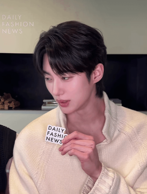 [잡담] 변우석) 왜이렇게 사람 홀리게 생겼지 | 인스티즈