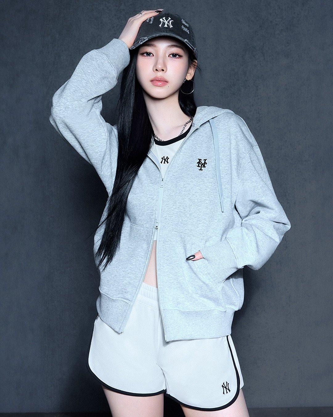 [잡담] 얼굴 하나로 팬들 기살려주는 오늘자 카리나 떡밥들 | 인스티즈