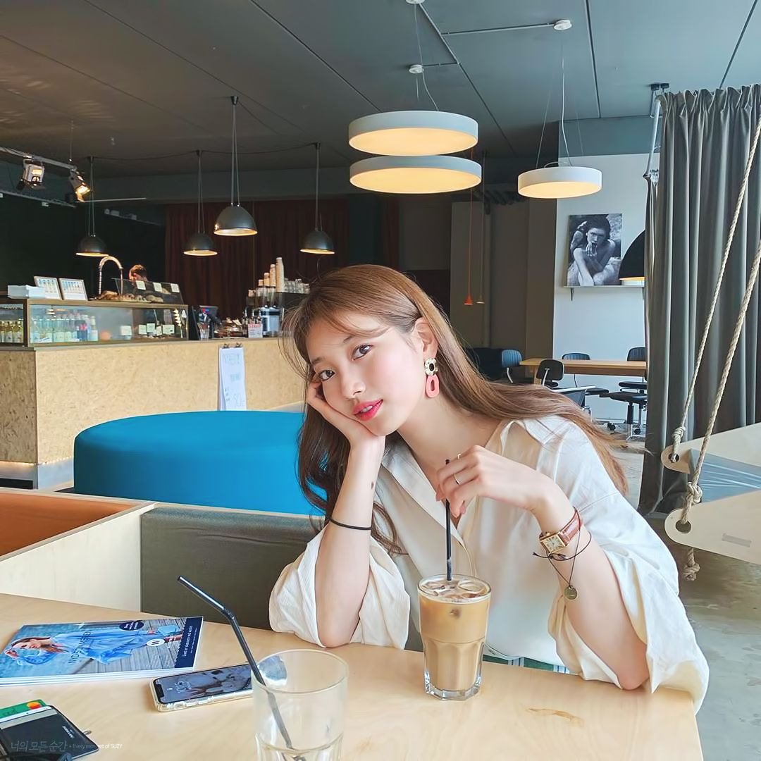 [잡담] 수지) 여행 갈때마다 레전드찍은 여행수지 사진들 | 인스티즈