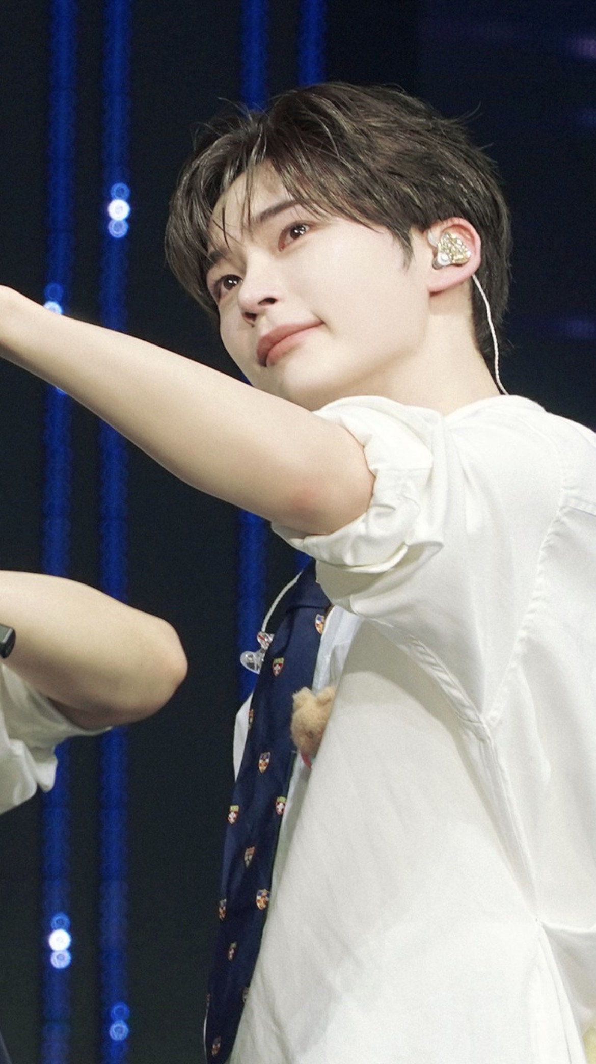 [잡담] 성한빈 비하인드 올라왔는데 | 인스티즈