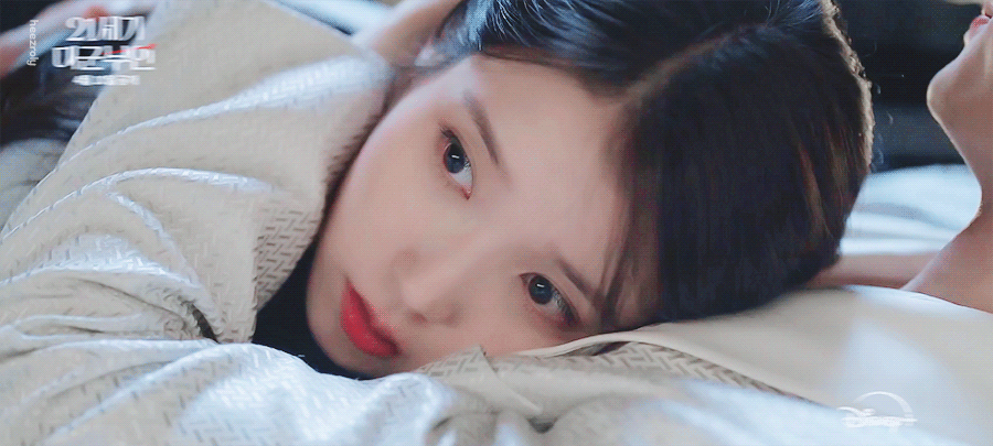 [잡담] 대군부인) 희주 눈스르륵이랑 완이 손스르륵이 너무좋아요 | 인스티즈