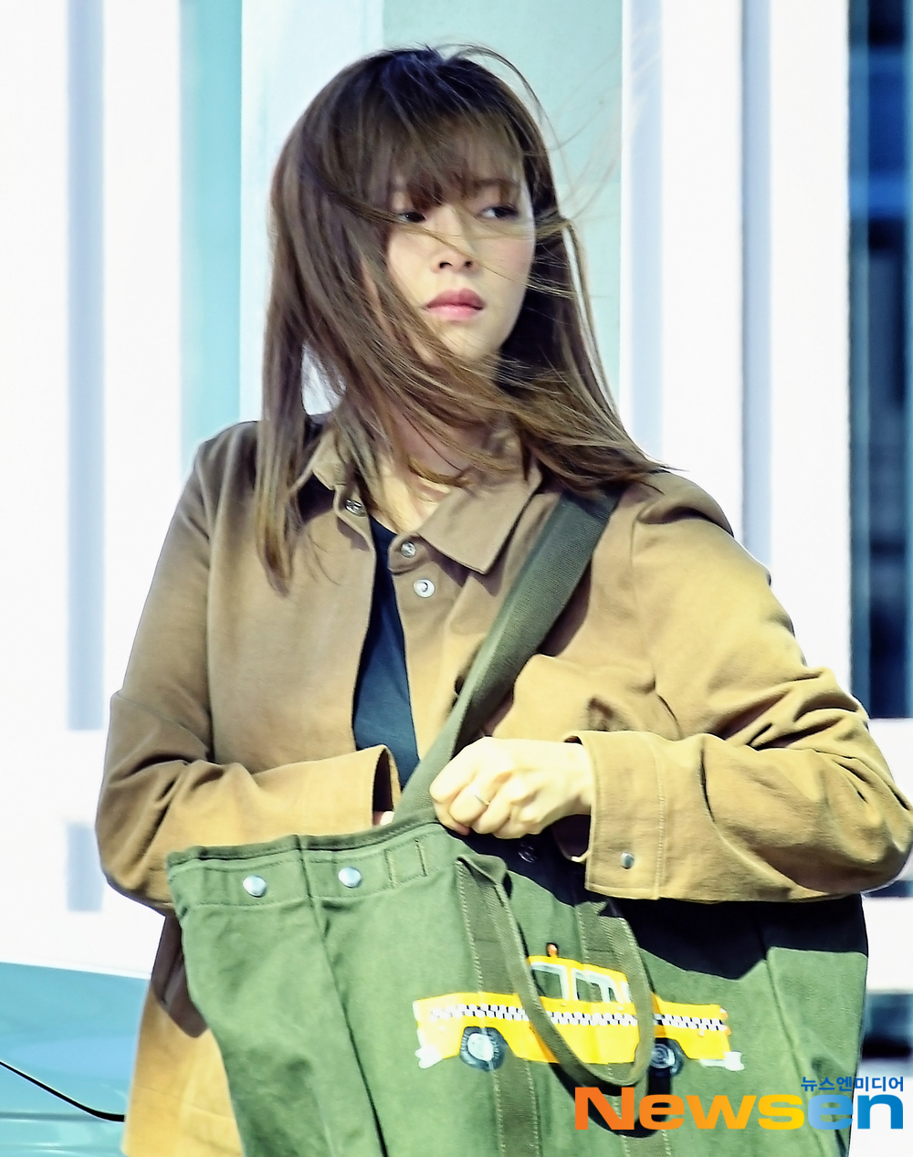 [잡담] 트와이스 정연 출국 예쁘당 | 인스티즈